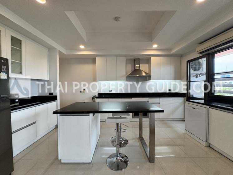 Apartment in Sathorn 